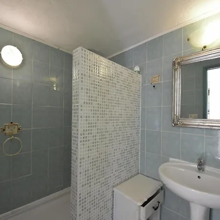 Villa In With Pool Near Fréjus